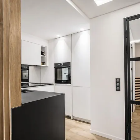 아파트 Vacatella - Les Pins Ensoleilles, Contemporain Avec Balcon Et Apercu *
